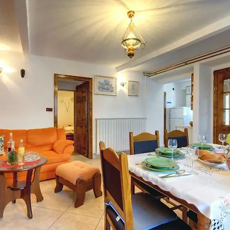 Casa Barat Appartement *